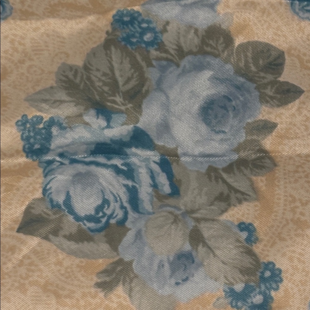 34” square blue rose scarf - Picture 2 of 3
